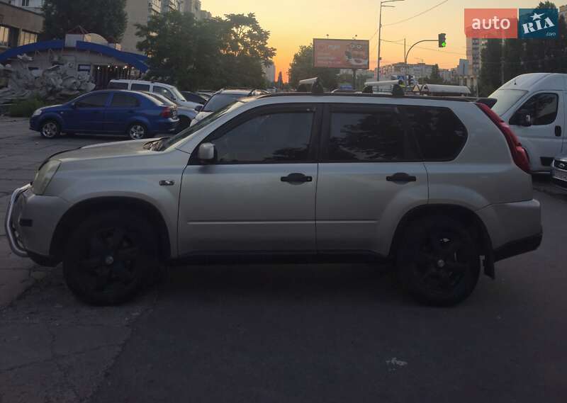2008 nissan x-trail