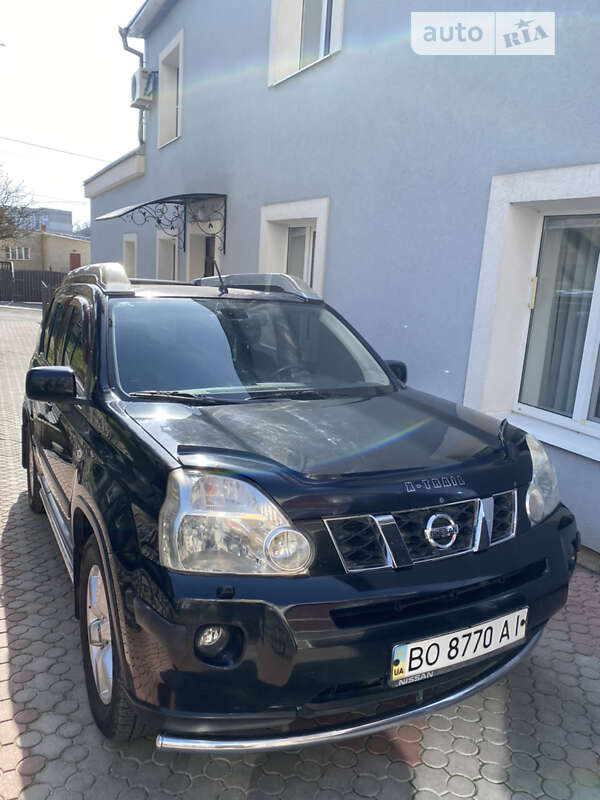 2008 nissan x-trail