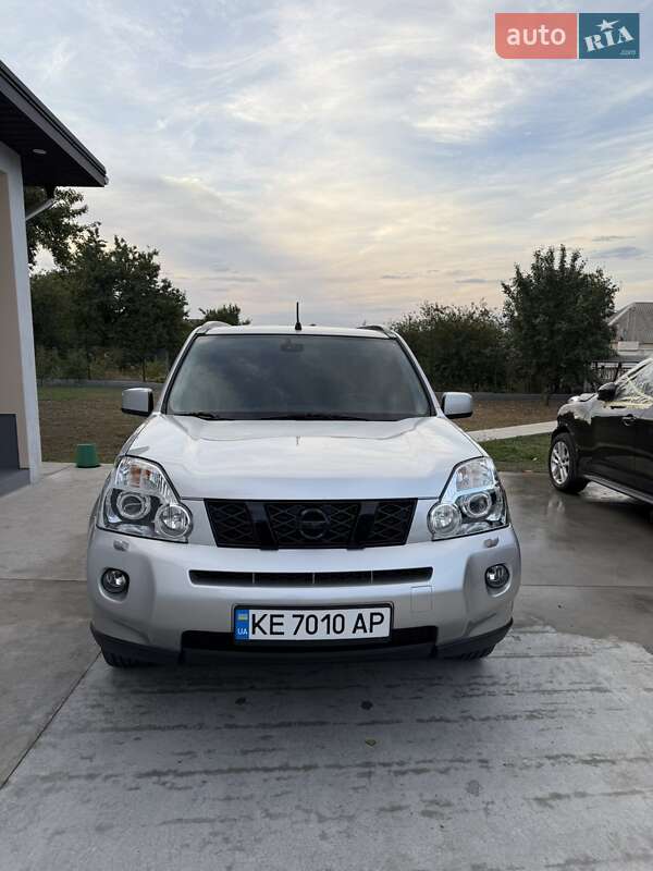 2008 nissan x-trail