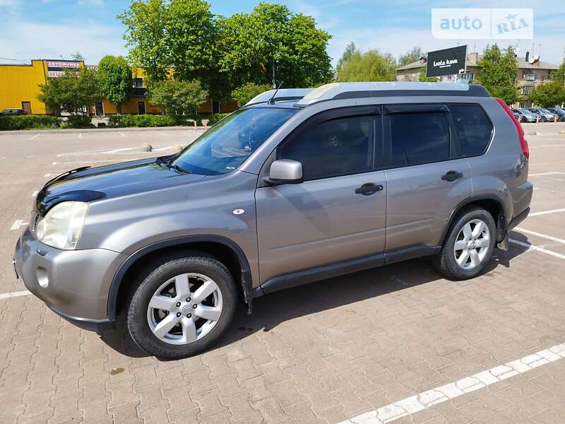 2008 nissan x-trail