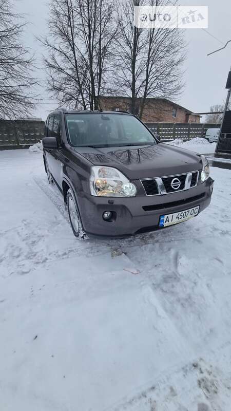 2009 nissan x-trail
