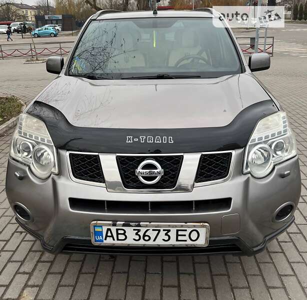2010 nissan x-trail