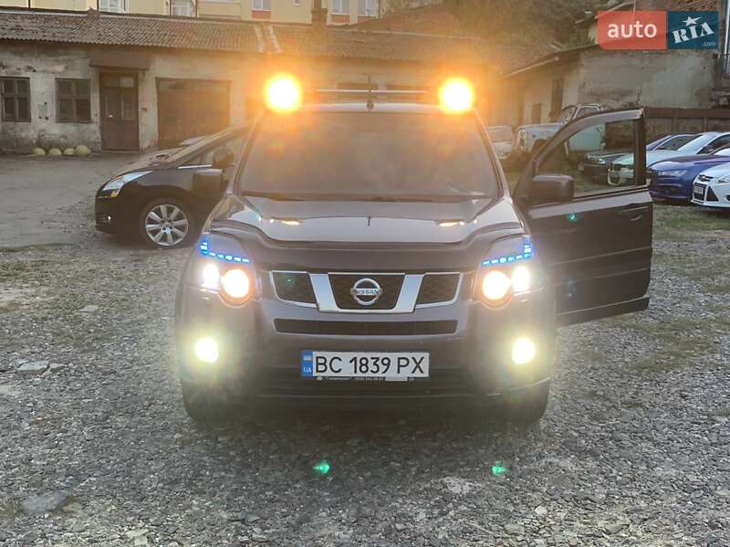 2010 nissan x-trail