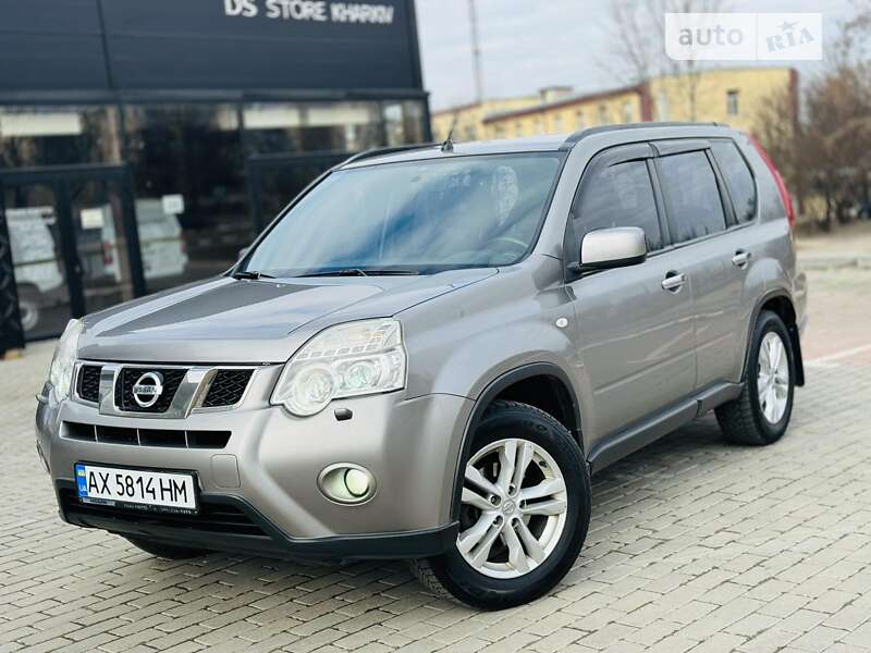 2010 nissan x-trail