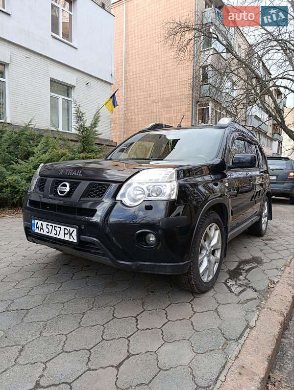 2011 nissan x-trail