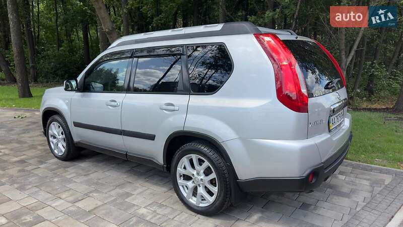 2011 nissan x-trail
