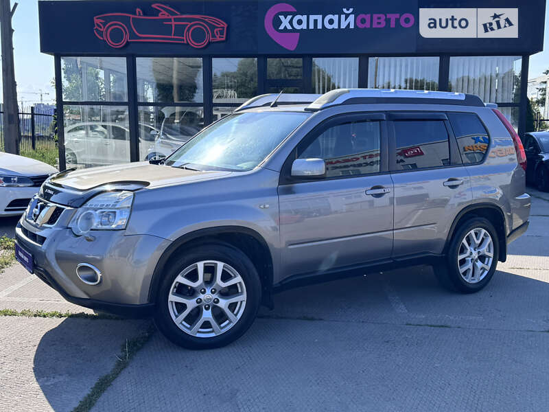 2011 nissan x-trail