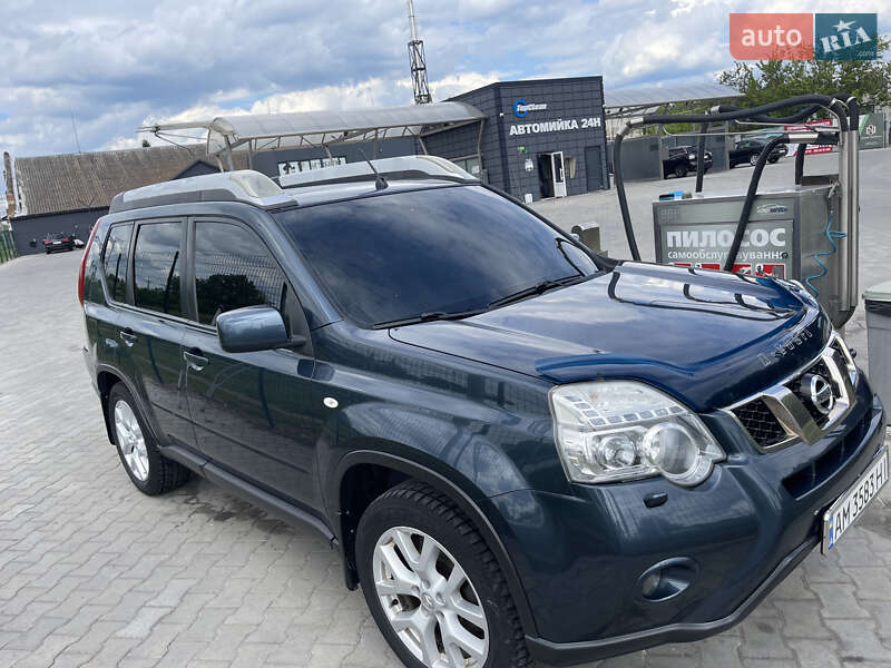 2011 nissan x-trail