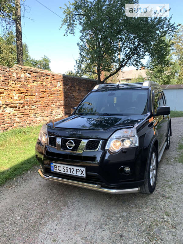 2011 nissan x-trail