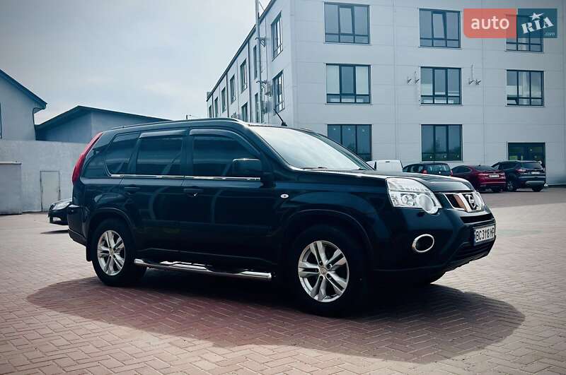 2011 nissan x-trail