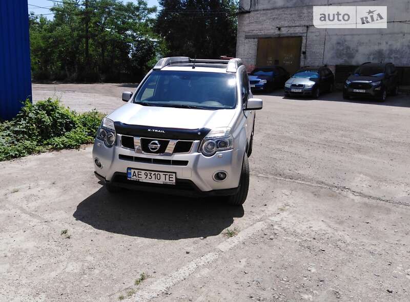 2011 nissan x-trail