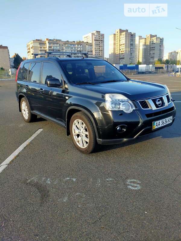 2011 nissan x-trail