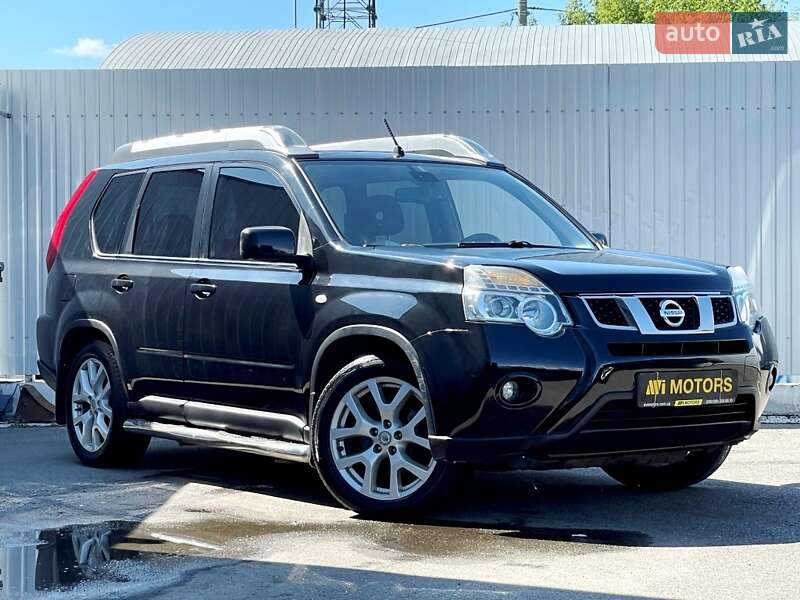 2012 nissan x-trail