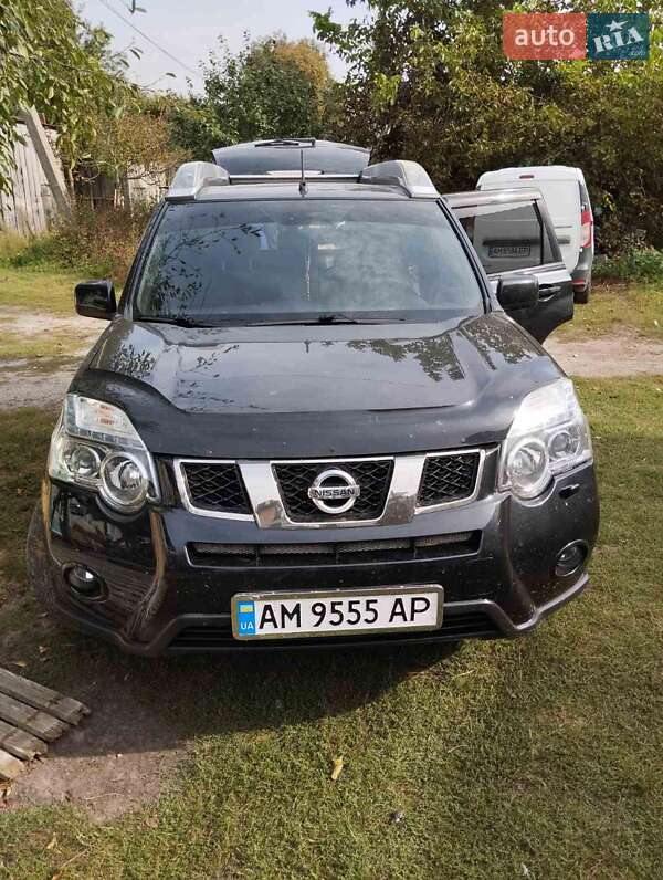 2012 nissan x-trail