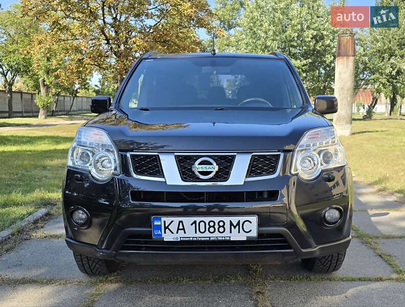 2012 nissan x-trail