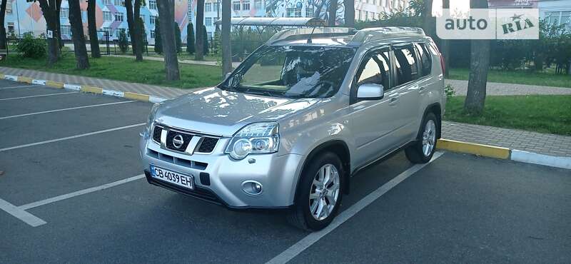 2012 nissan x-trail