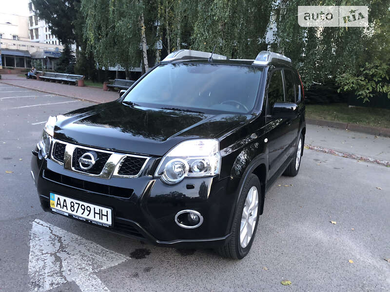 2012 nissan x-trail