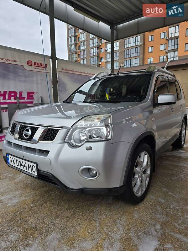 2013 nissan x-trail