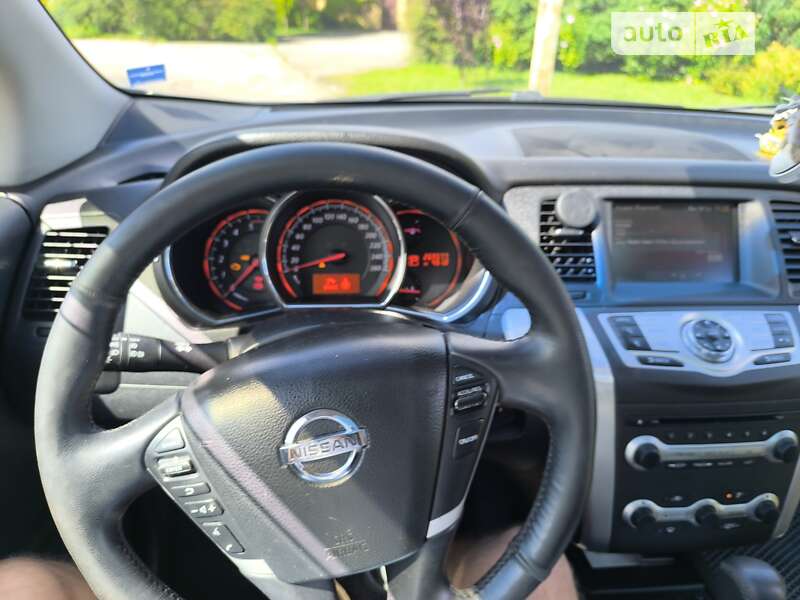 2010 nissan murano