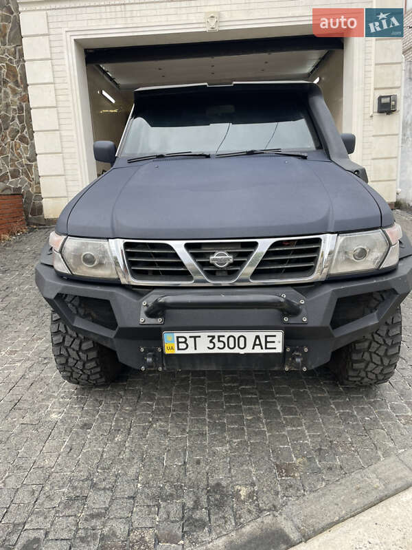 1999 nissan patrol