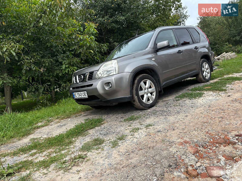 2009 nissan x-trail