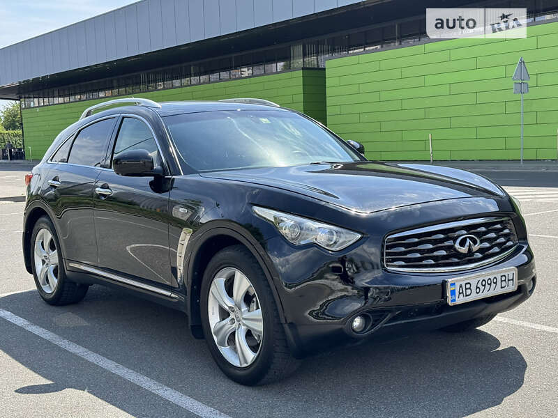 2010 infiniti fx37