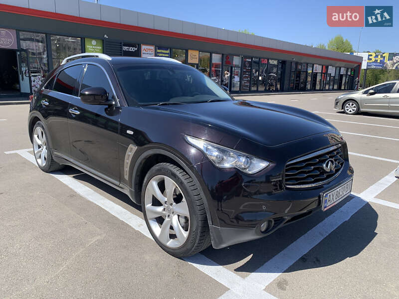 2011 infiniti fx37