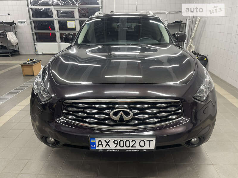 2011 infiniti fx 37