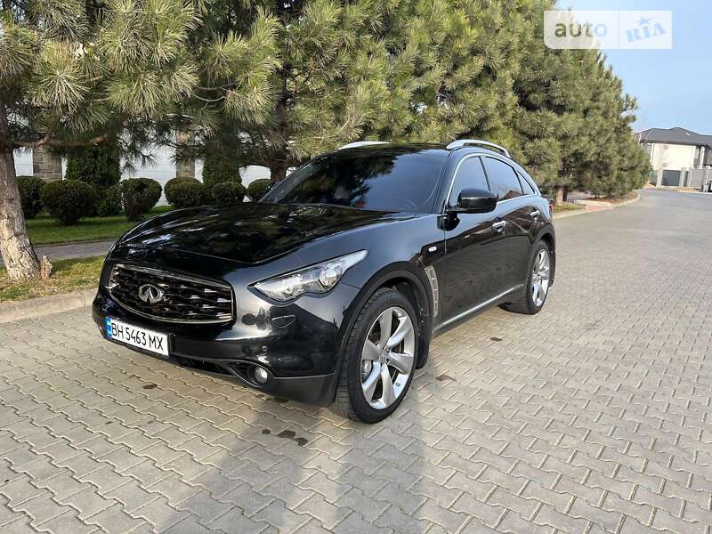 2011 infiniti fx37