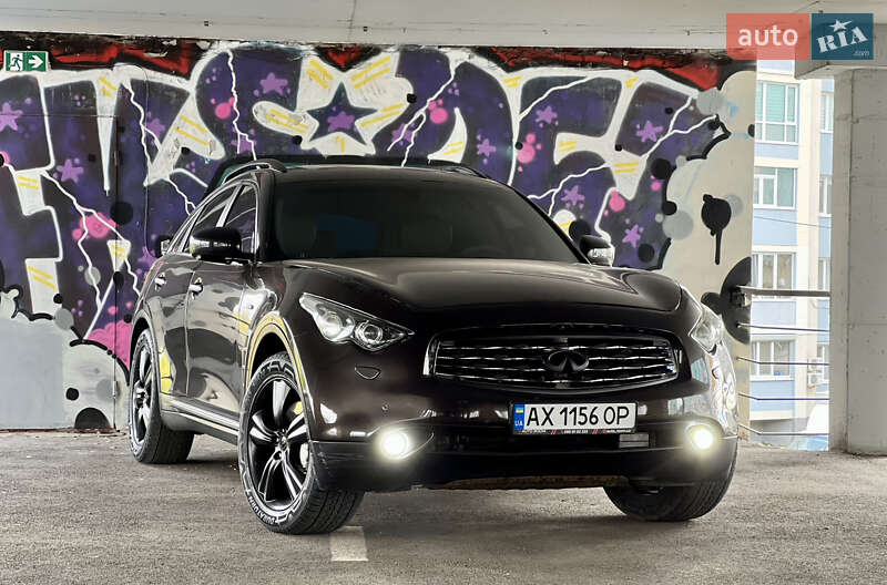 2011 infiniti fx37