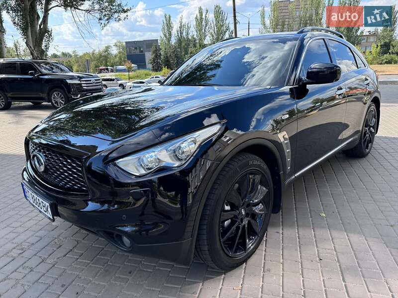 2011 infiniti fx 37