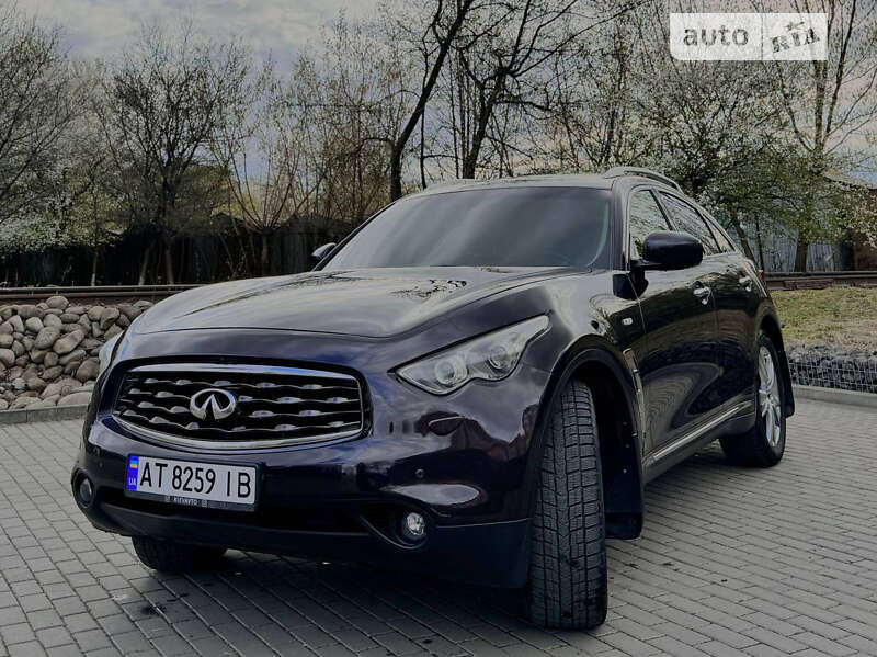 2011 infiniti fx37