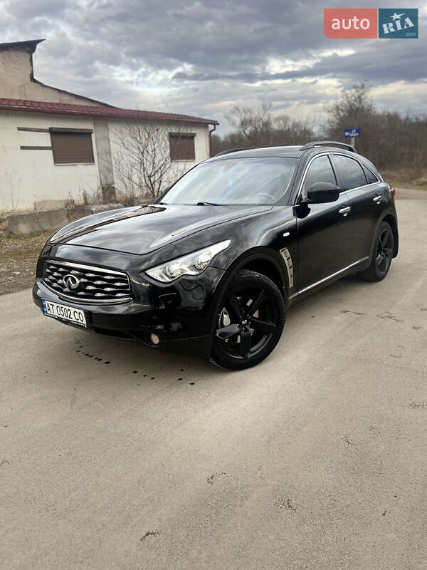 2011 infiniti fx37
