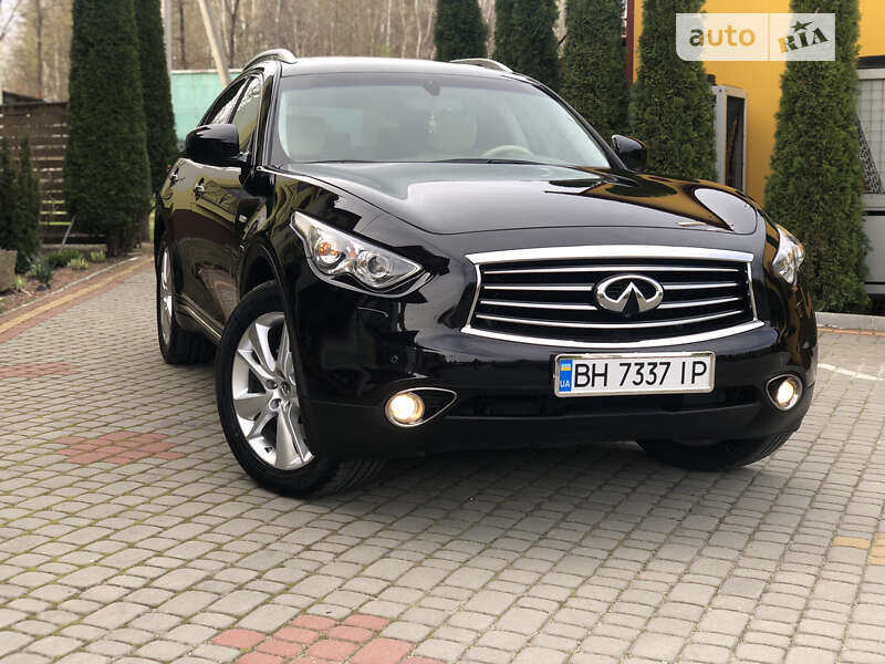 2012 infiniti fx37
