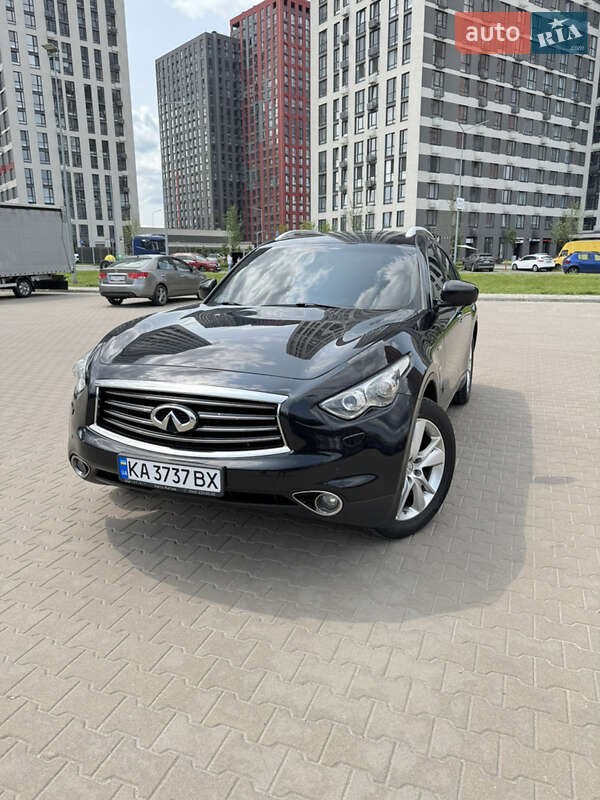2012 infiniti fx37