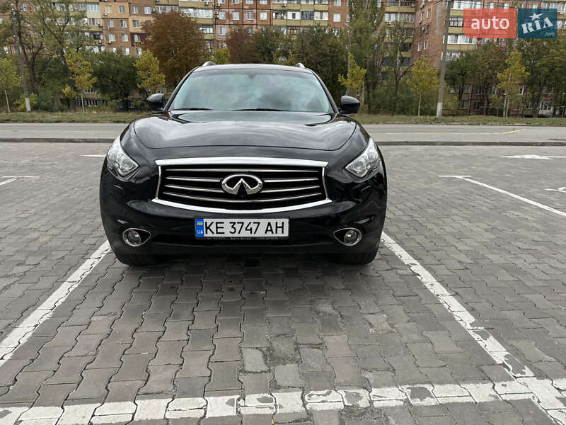 2012 infiniti fx37