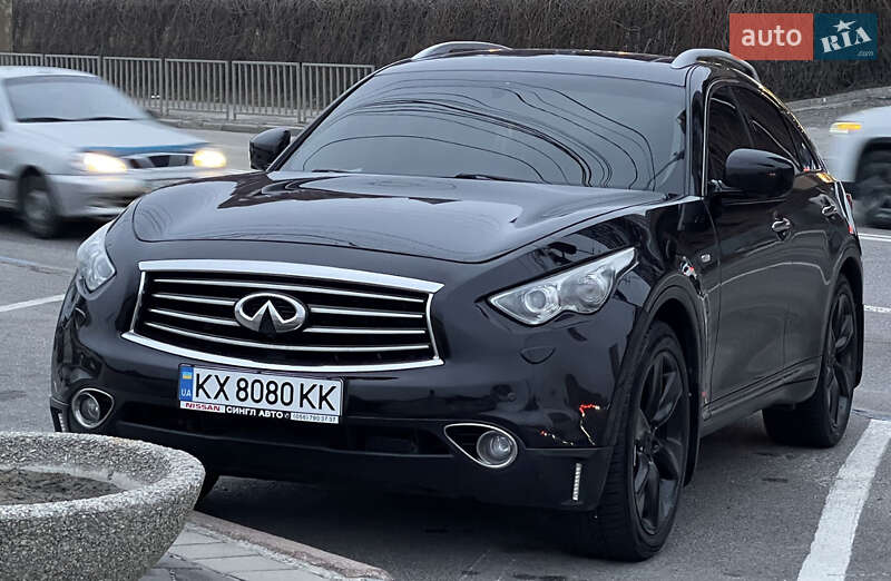2012 infiniti fx 37