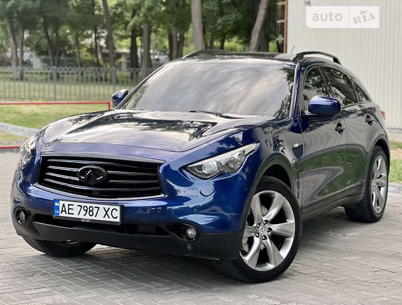 2012 infiniti fx37