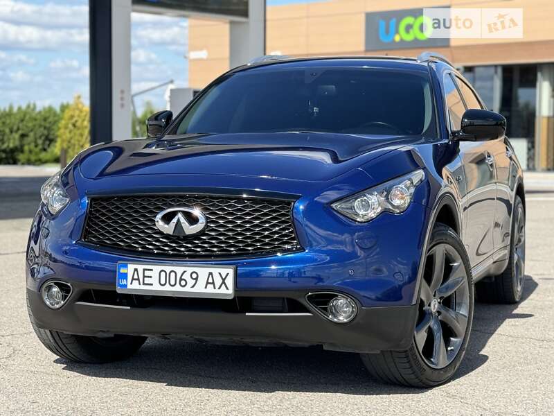 2012 infiniti fx37
