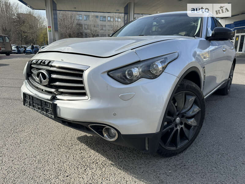 2012 infiniti fx37