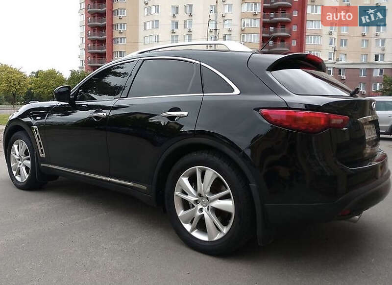 2013 infiniti qx70