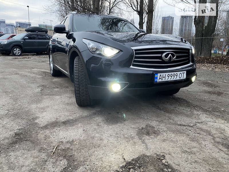 2014 infiniti qx70