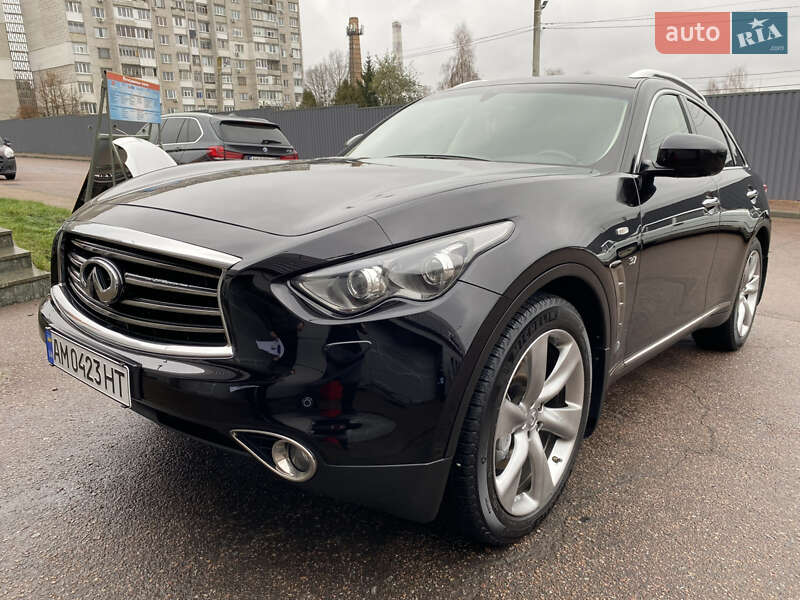 2016 infiniti qx70