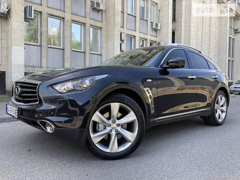 2016 infiniti qx70