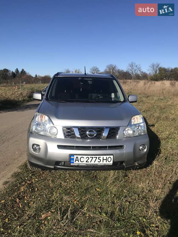 2008 nissan x-trail