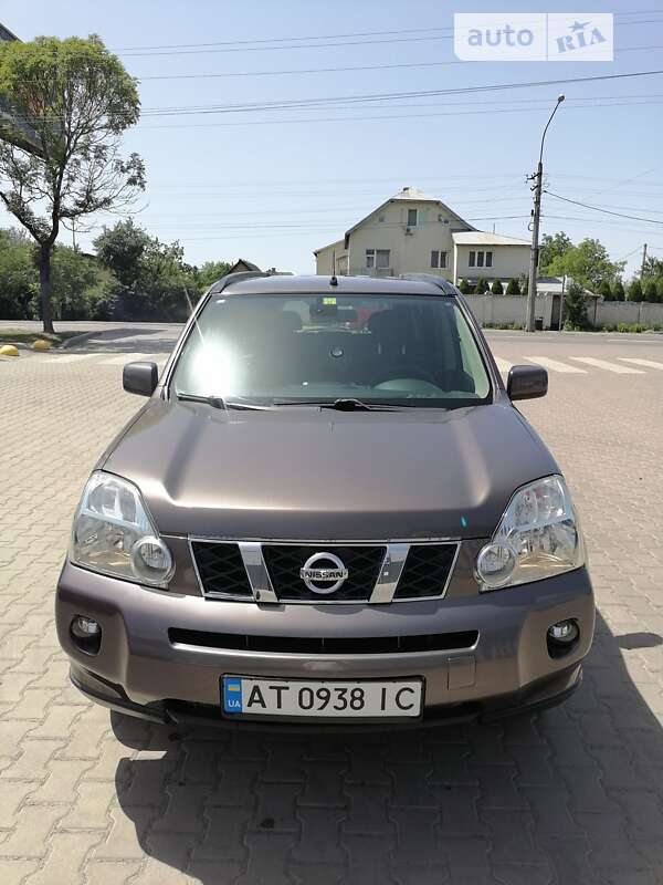 2009 nissan x-trail
