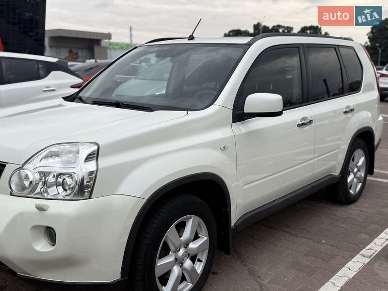 2008 nissan x-trail