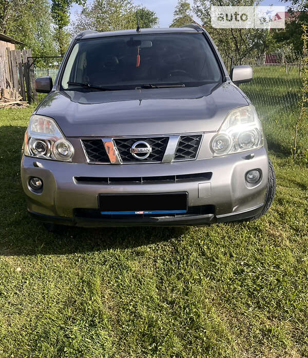 2008 nissan x-trail
