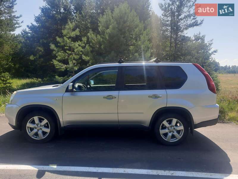 2009 nissan x-trail