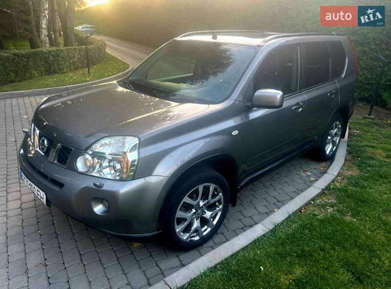 2009 nissan x-trail